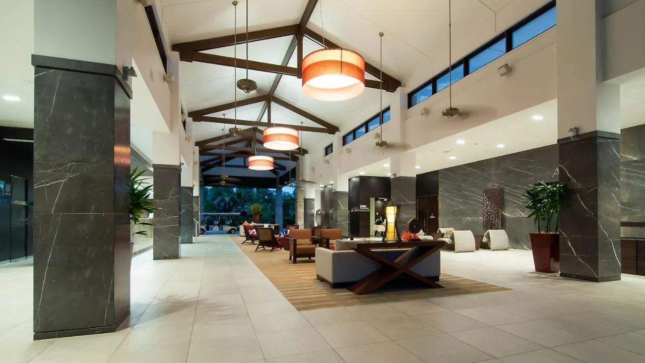 *****  Luxury Apartments At Temple Resort And Spa Port Douglas Australien